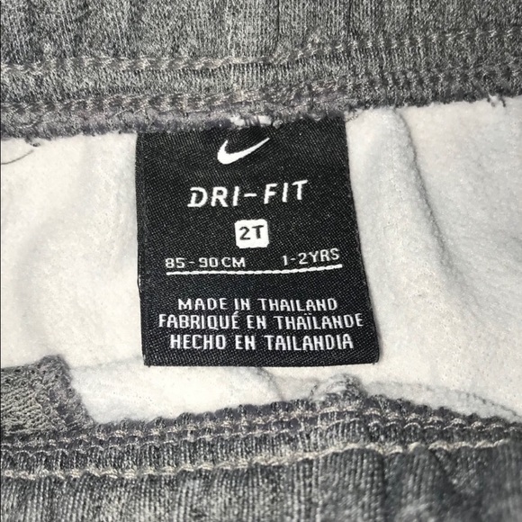 Nike pants - Picture 3 of 3